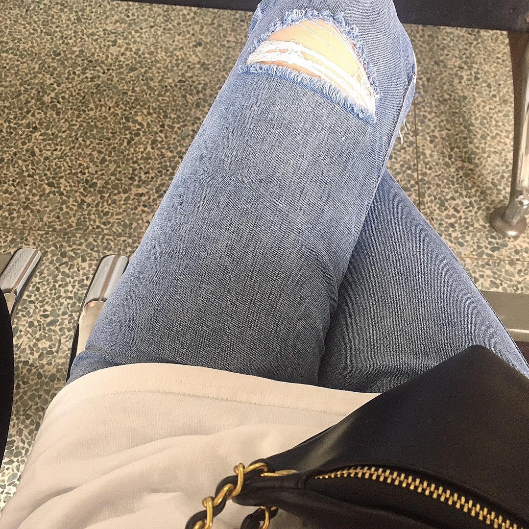 没事耍点尐脾气