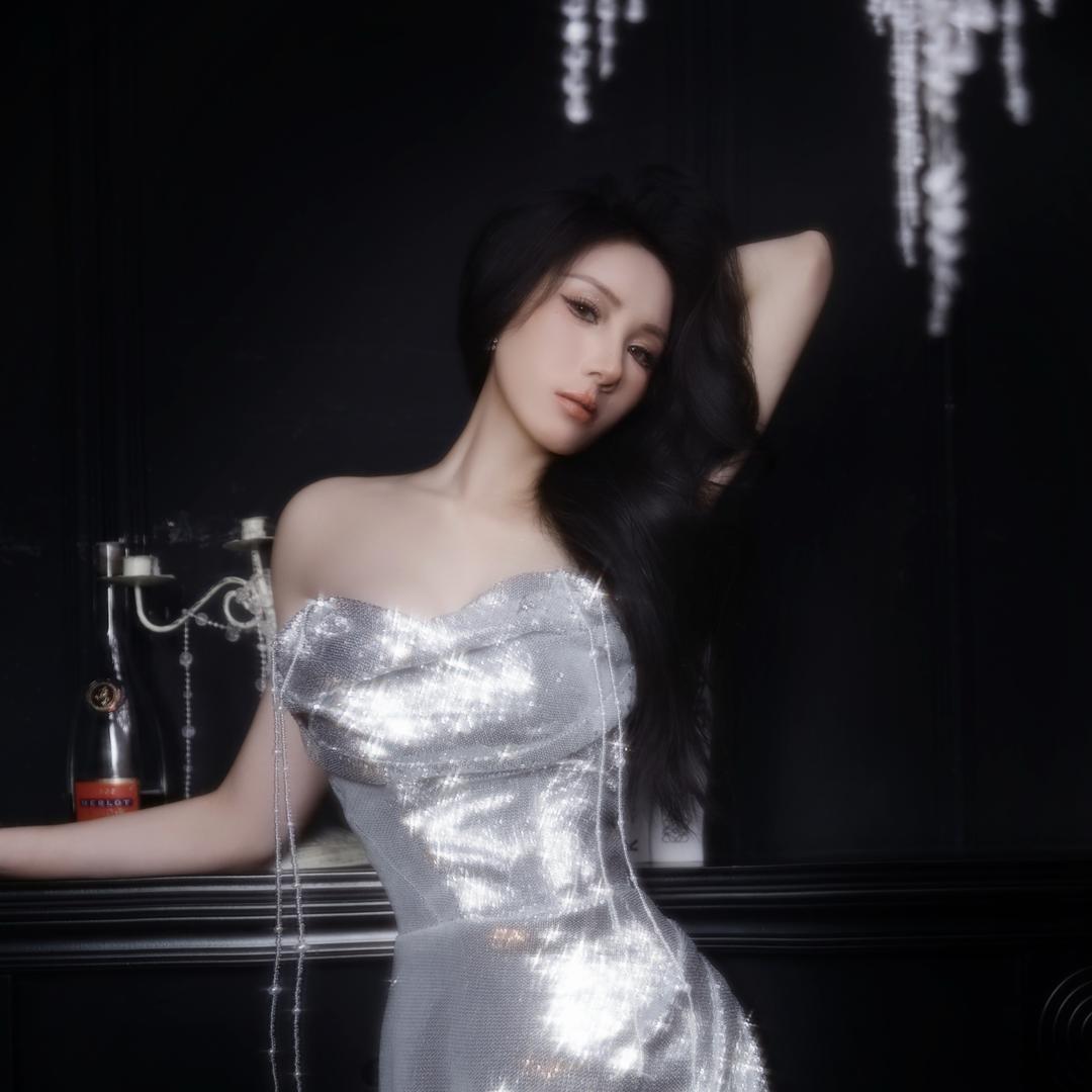 黎苏苏💃(等束光)