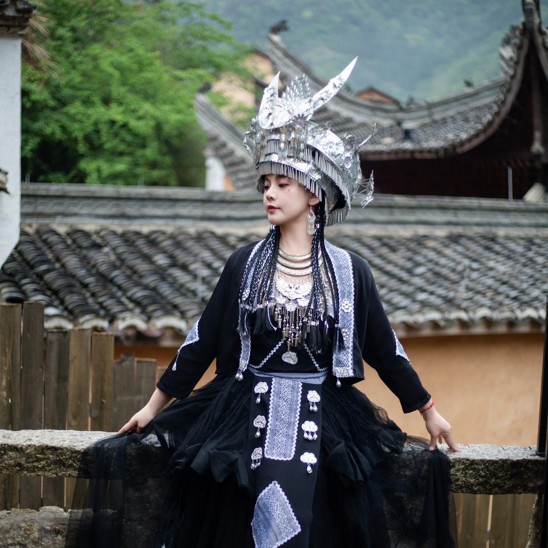 景含 💃翠声翠色