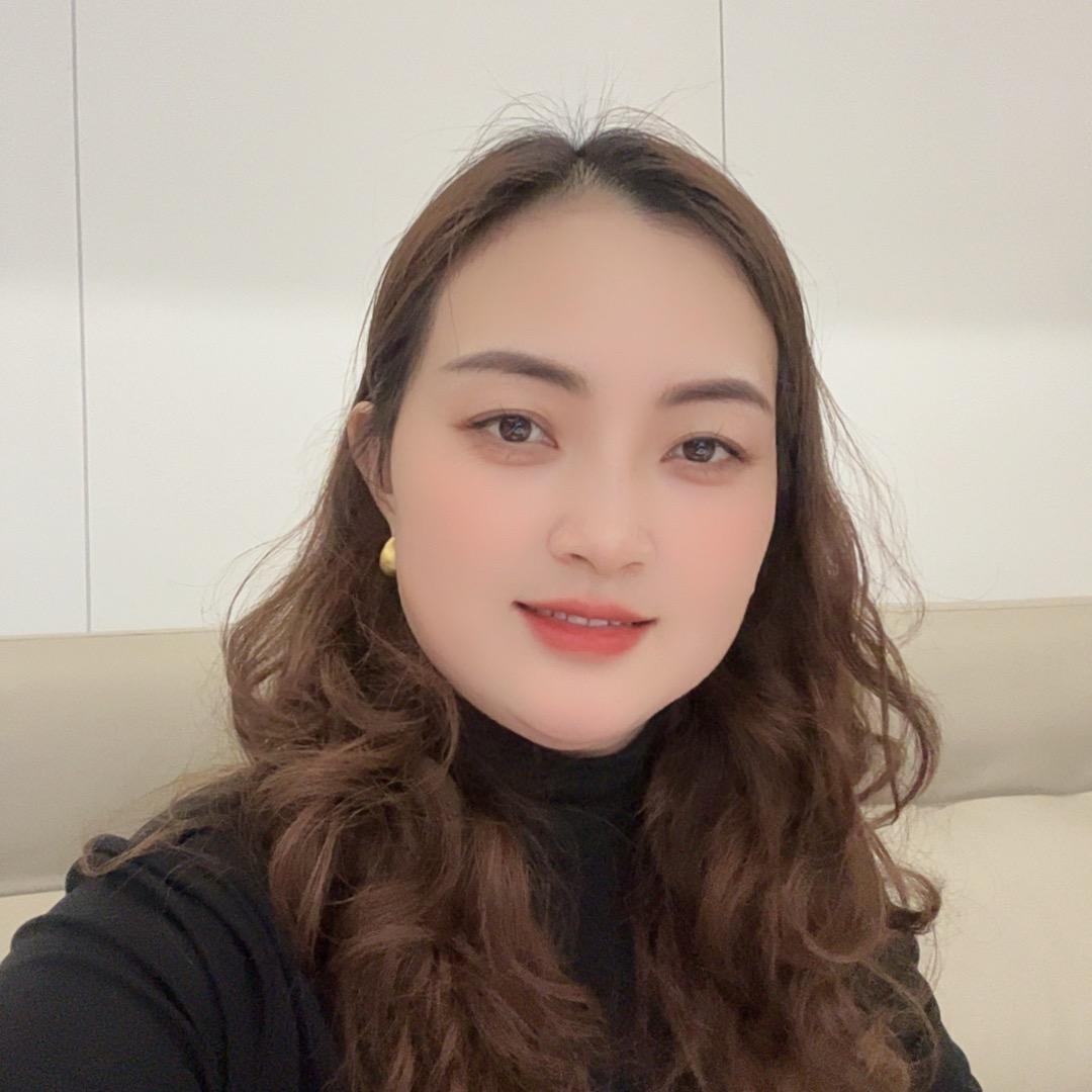 在安康开母婴店的小娟