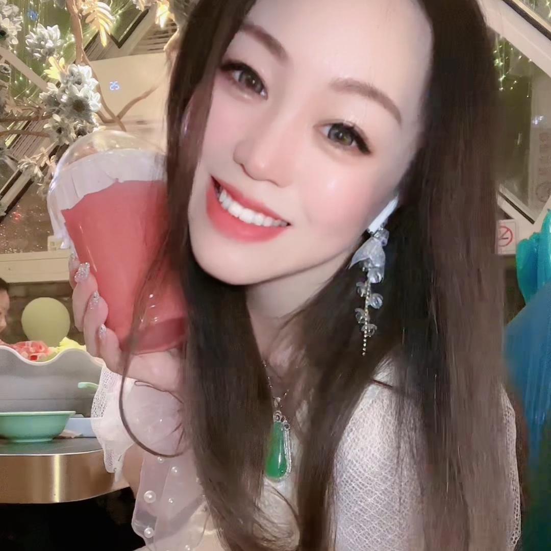 🦄️果果布布🦄️