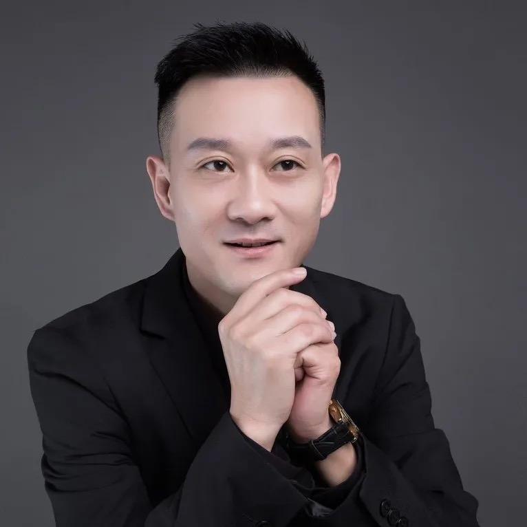李嘉