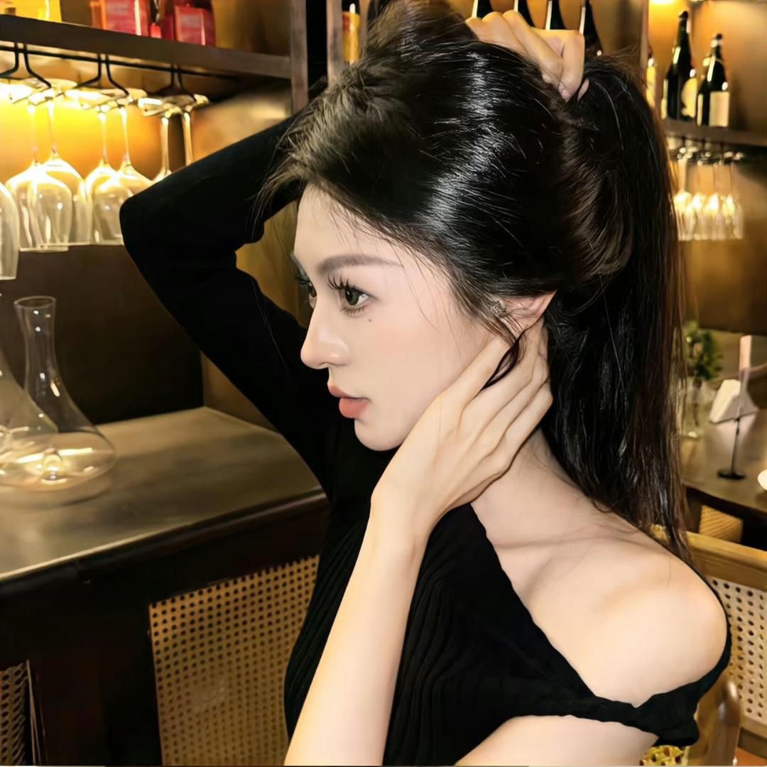 女的