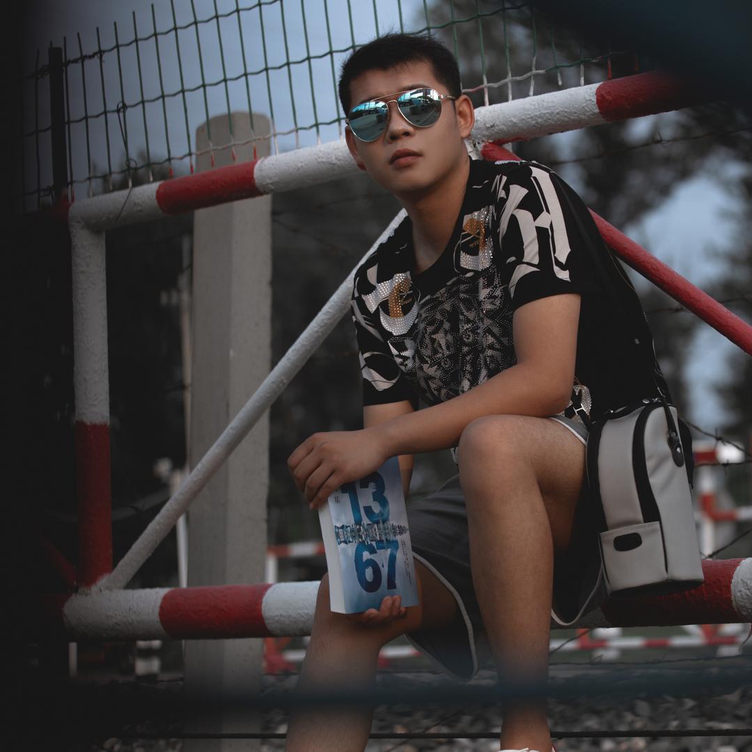 不会打球的三哥