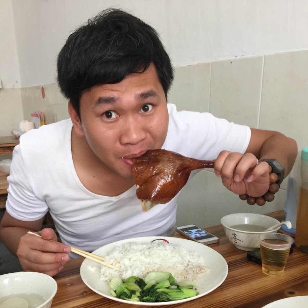 二手注塑机买卖，注塑机300台库存出售