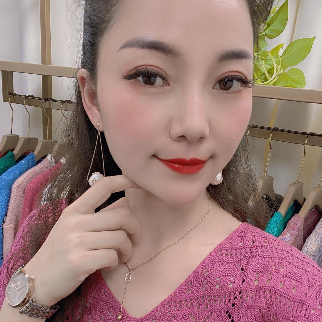 韩紫朵女装(老板娘)