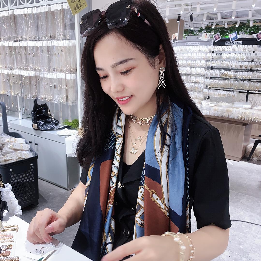 范小姐轻奢饰品