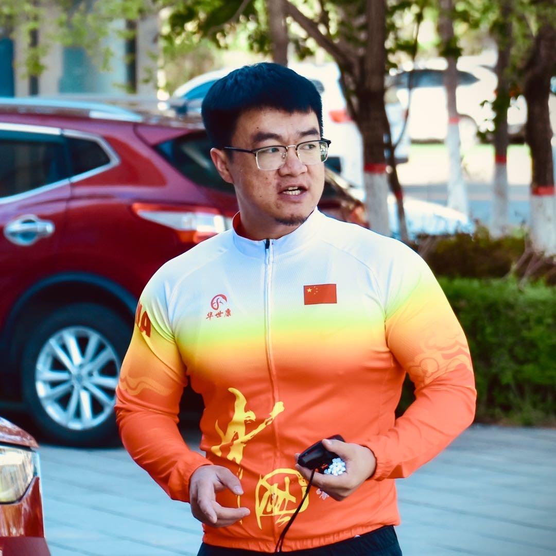 老王小王不在家