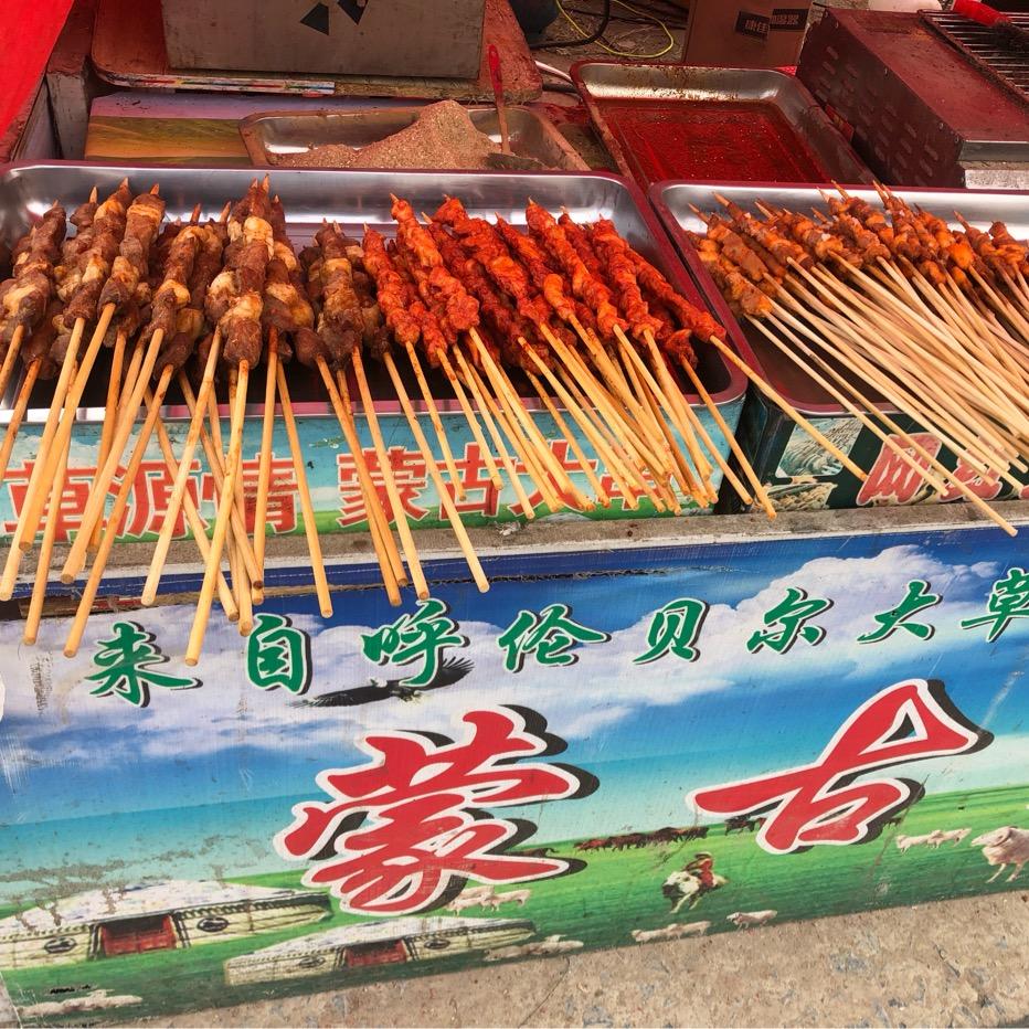 带上鱼杆和汪汪🐶去摆摊