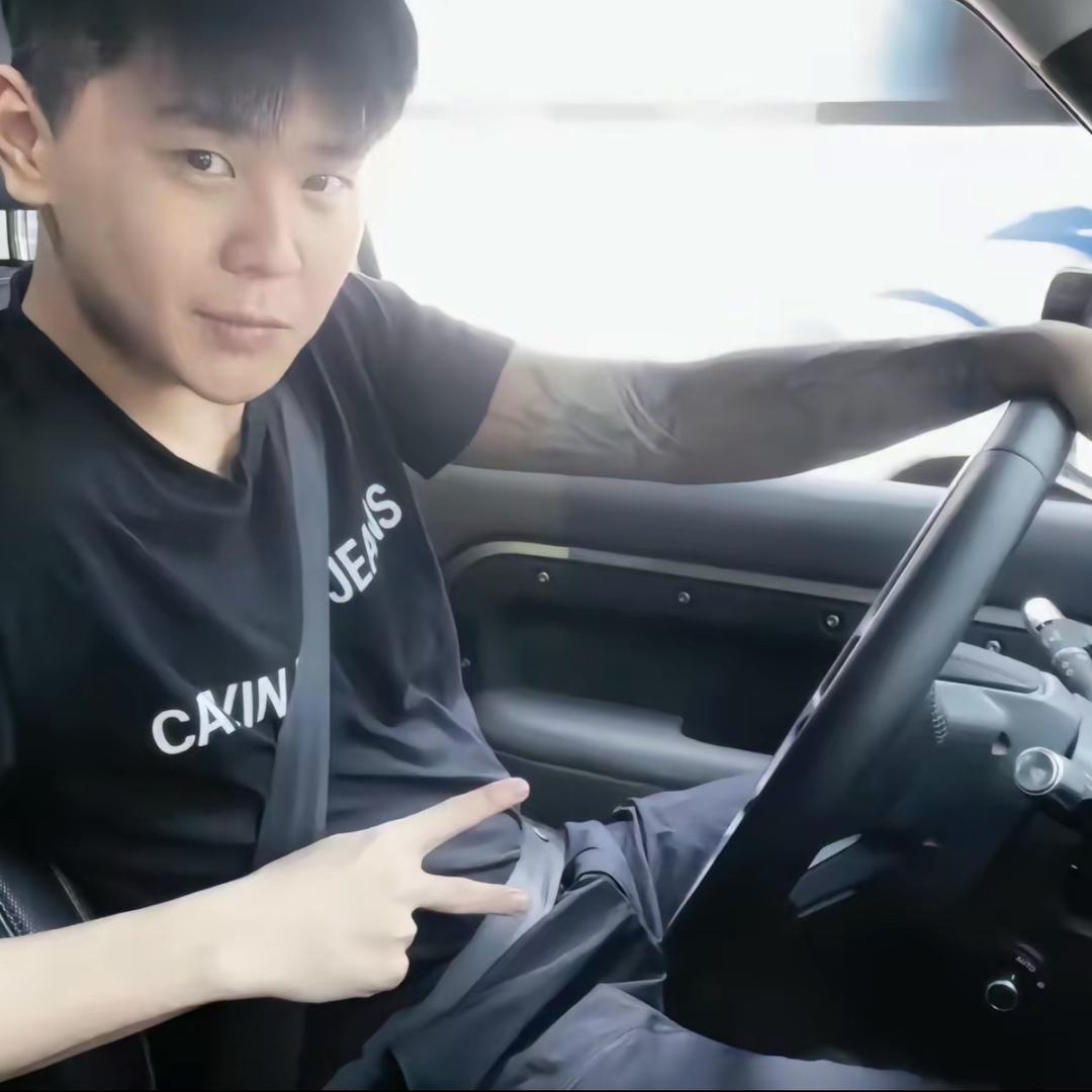 Hhhhh（卖手机版）📱