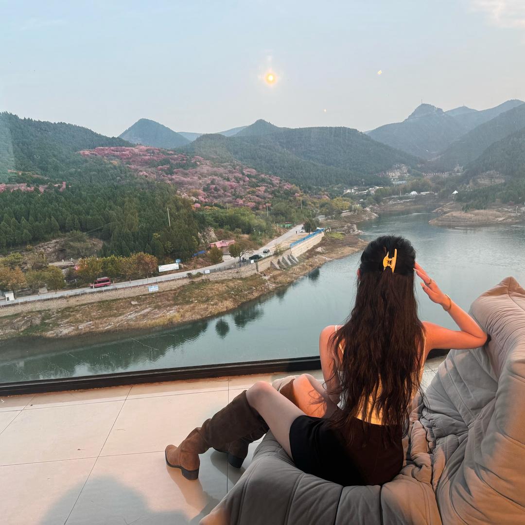 Yuxi.