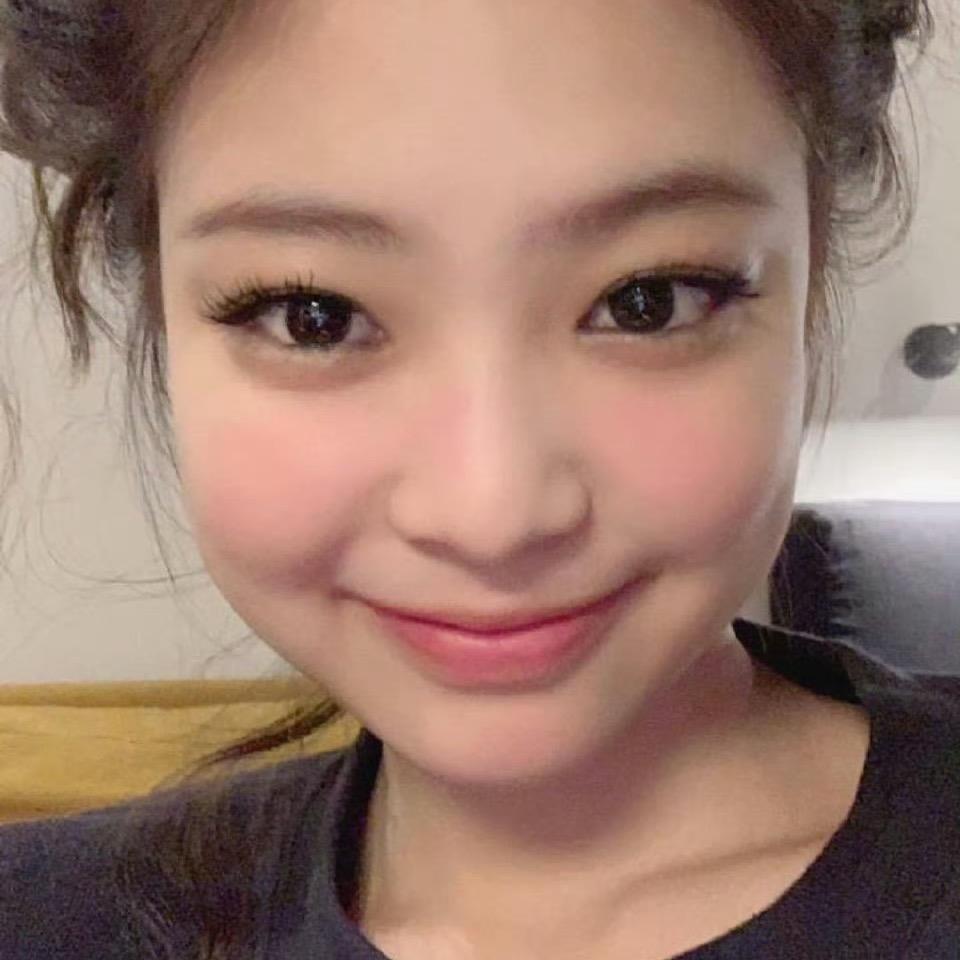 忧郁的熟女