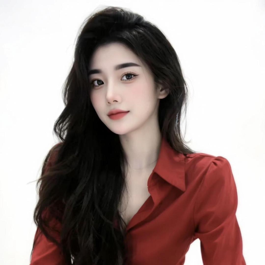 芳芳吖_.