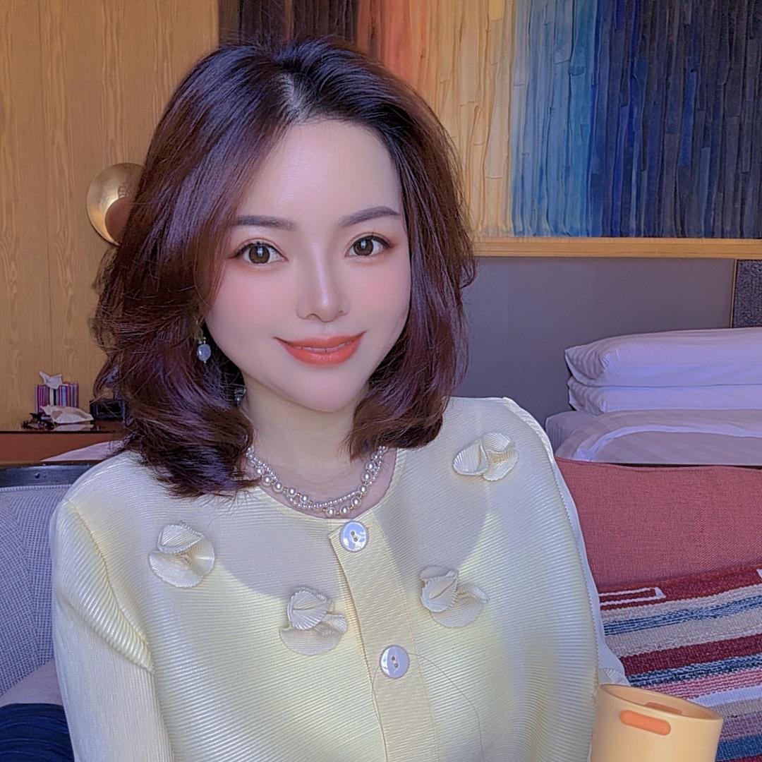 减脂的旺夫的客家妹