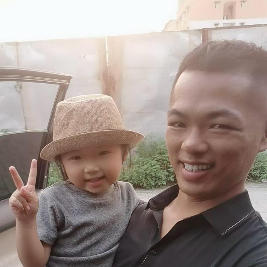 广西永顺二手货车，卢三弟