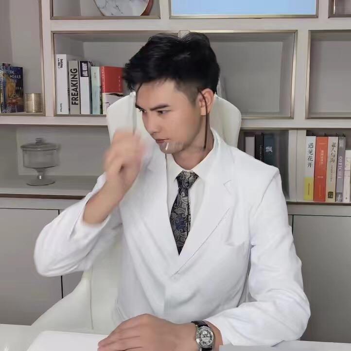 上海星奕股东