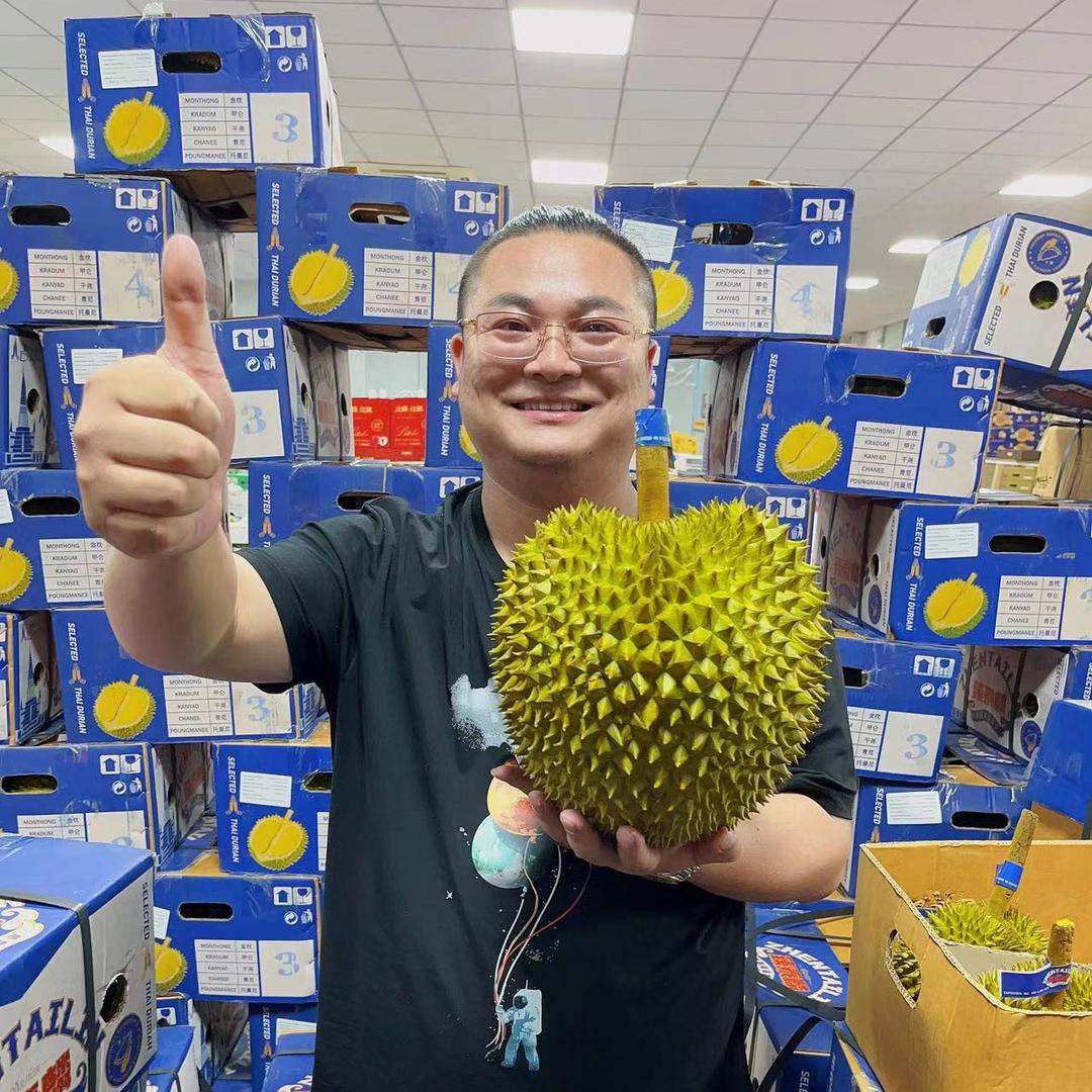 果缤纷吃货大表哥