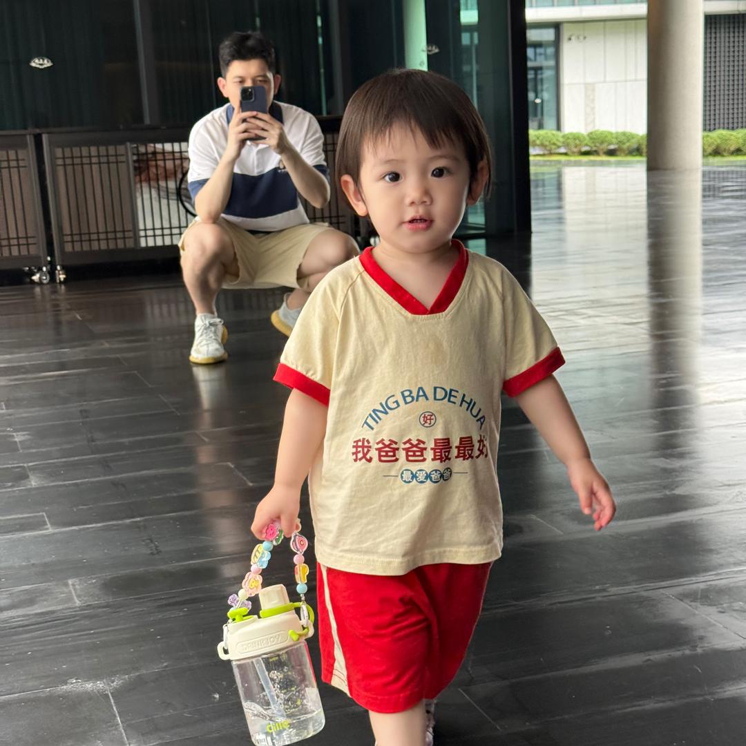 龟星球童装店