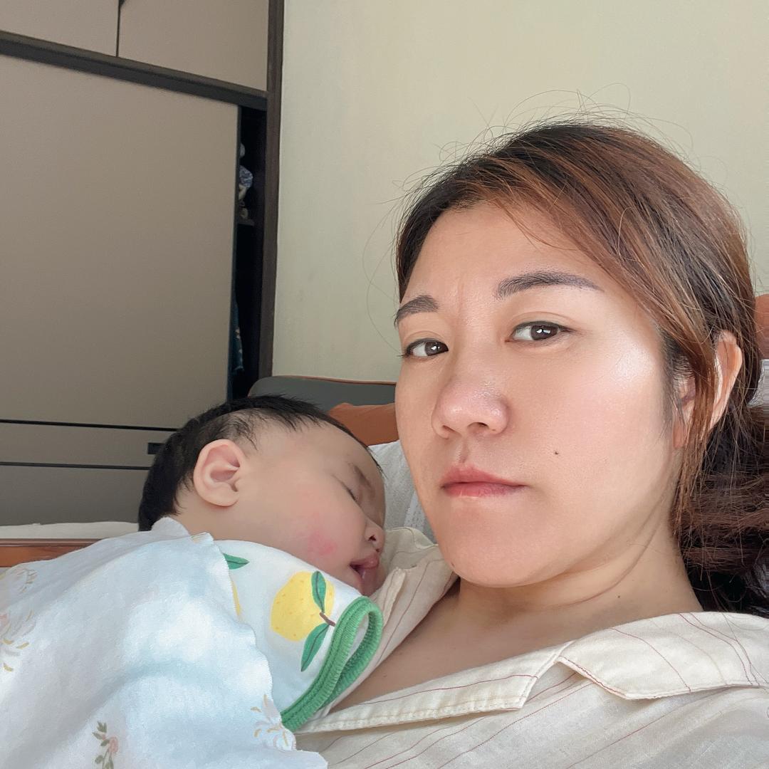 高级母婴护理师许姐