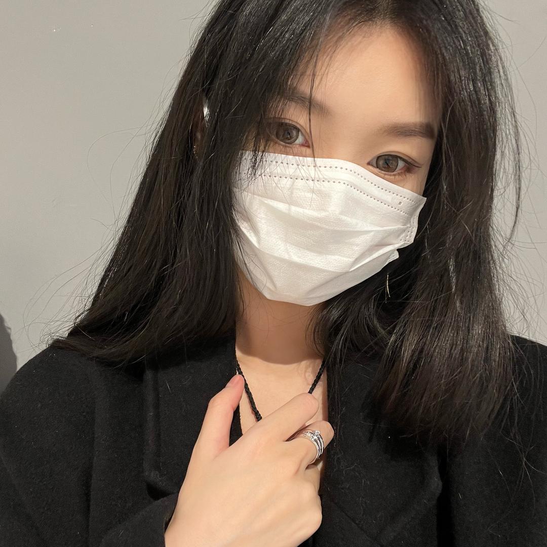 爱美甲的嚣张涵🦋