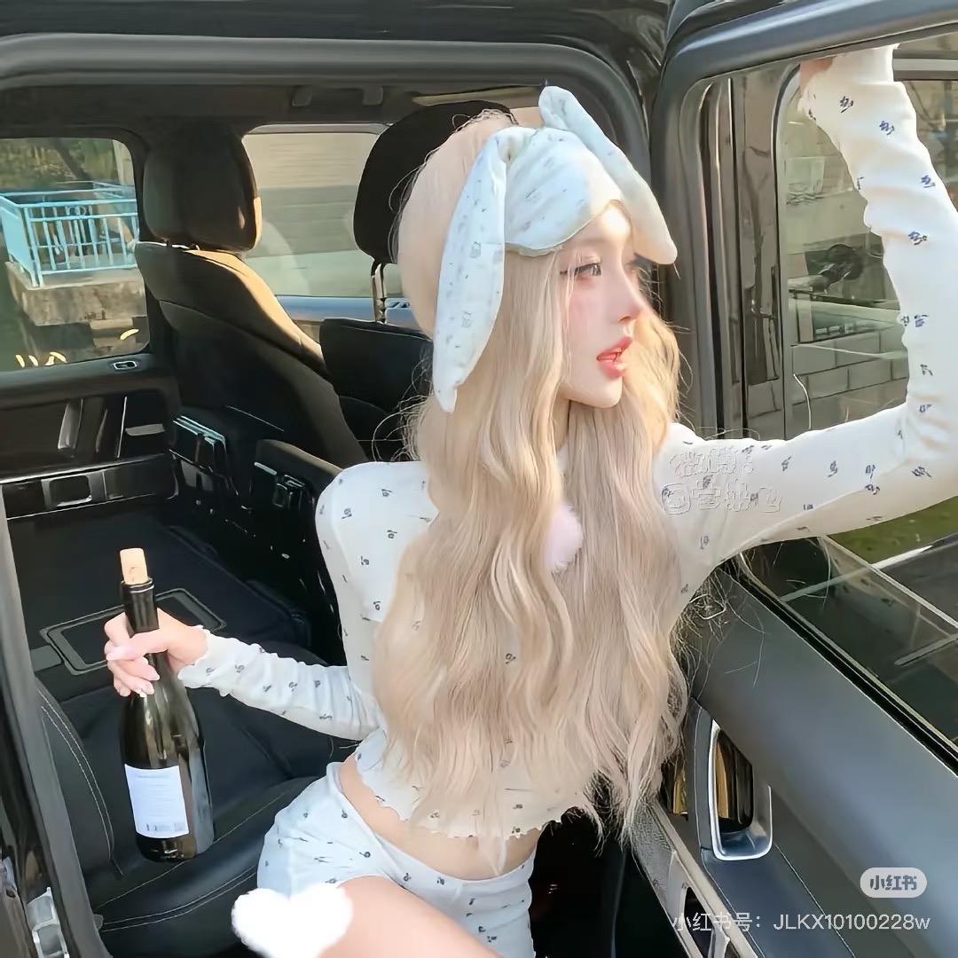 予愉（1️⃣万粉开播📹）