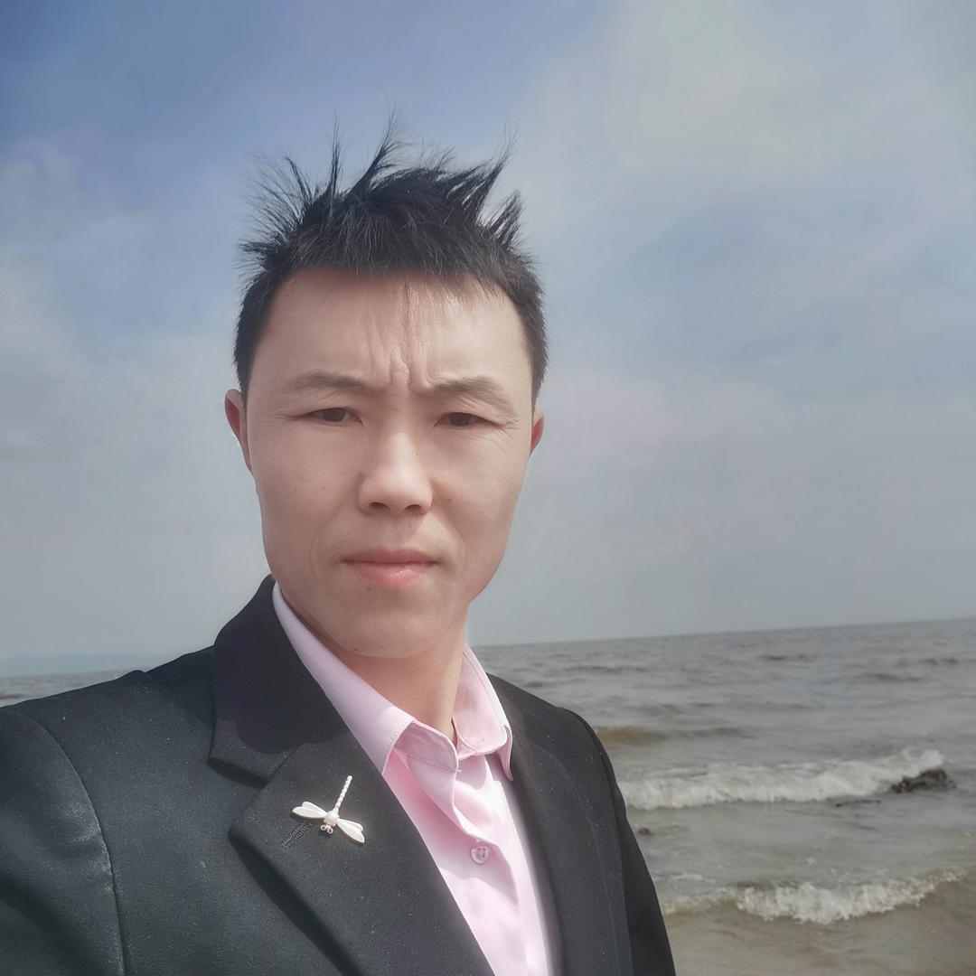小陈哥（八雷铁锅团）