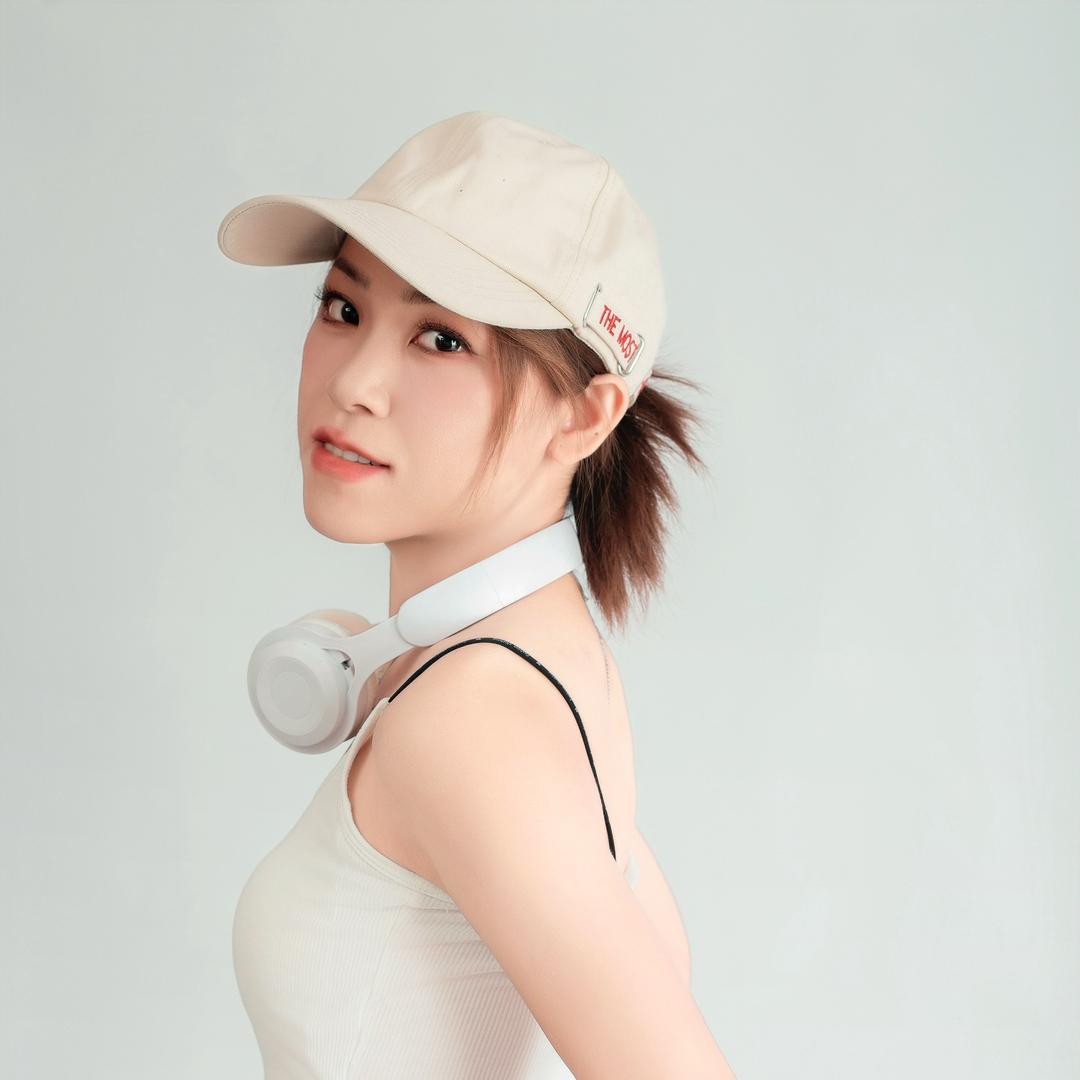 佳怡
