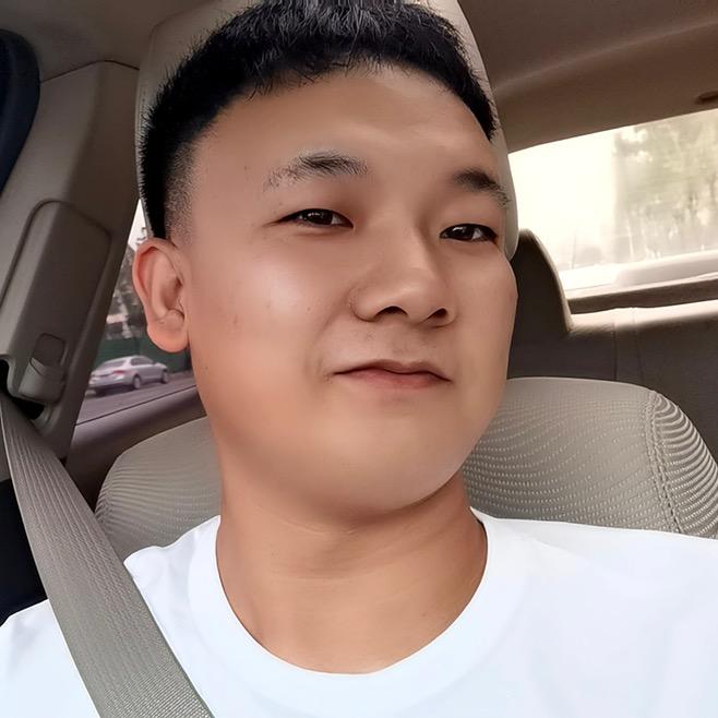 是小葛呀！