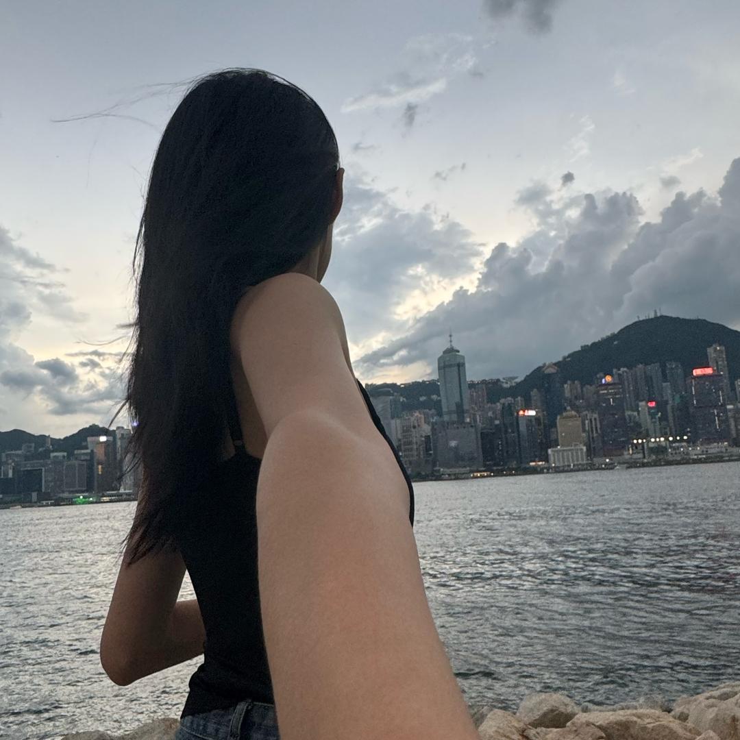 七七不巴巴大王.