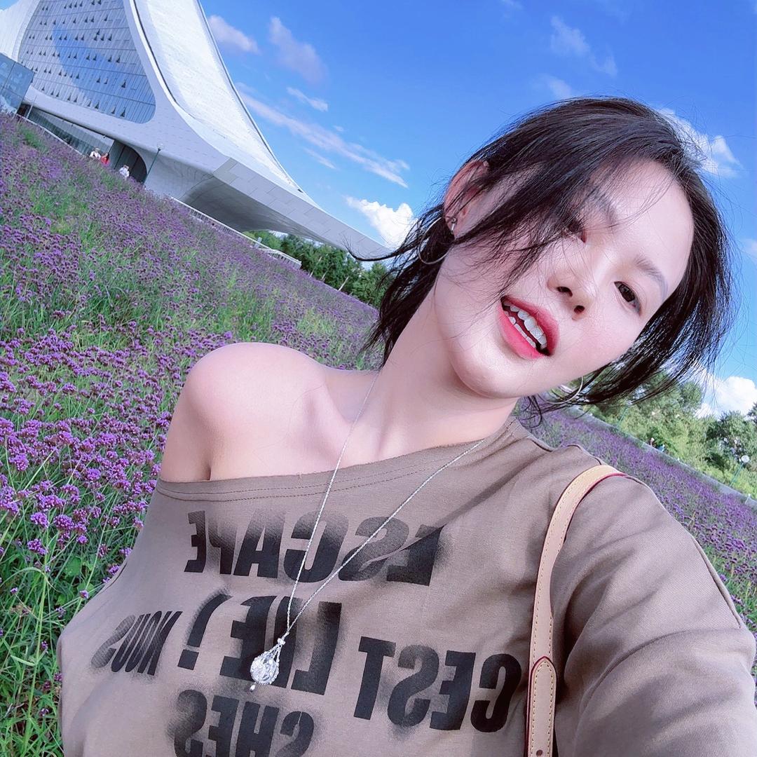 蔡冷冷 🧊
