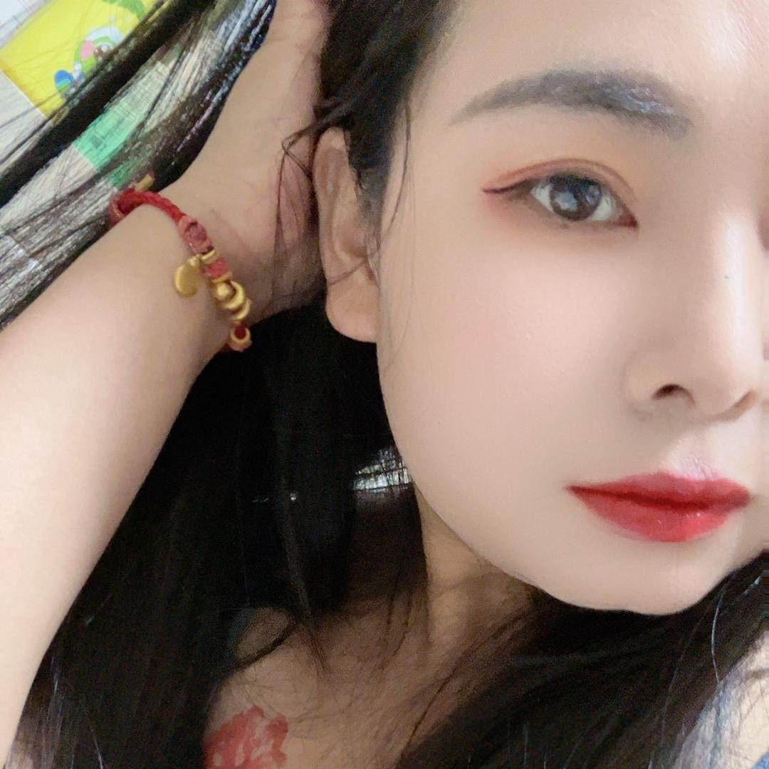 丢了幸福的猪🐷