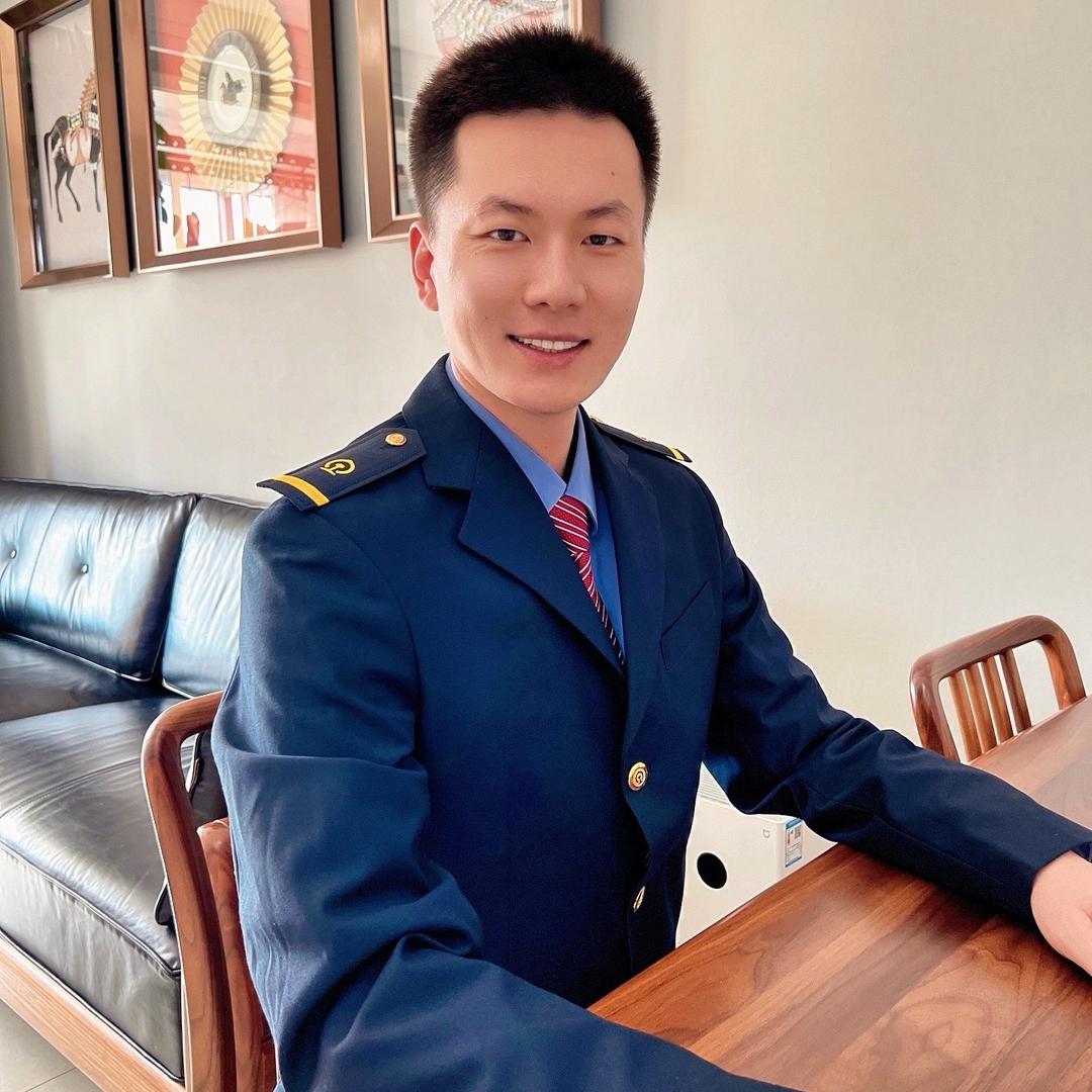 火车司机小徐