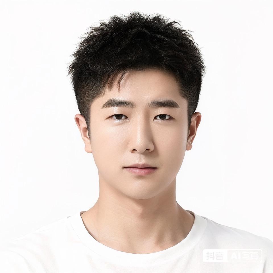 小何