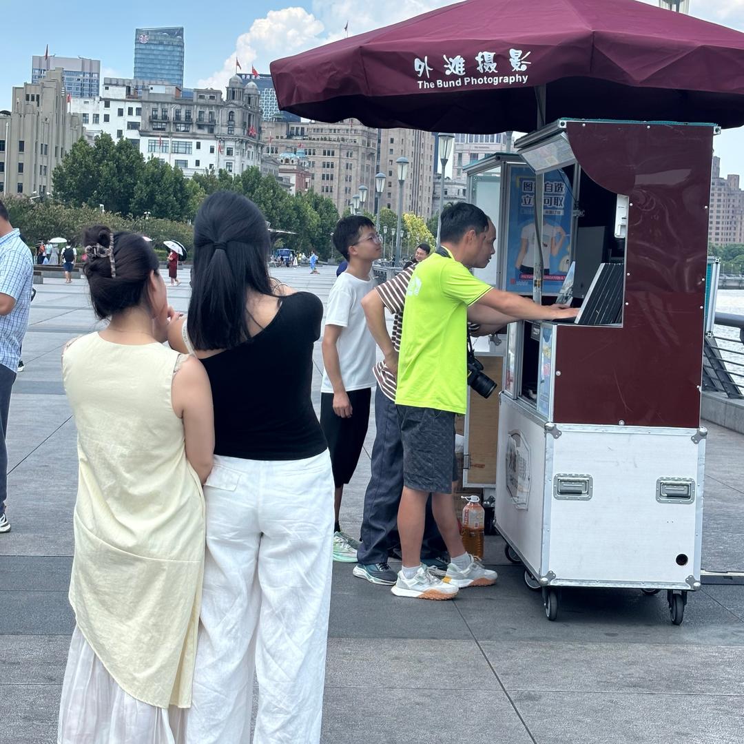 爱干饭的小胖子