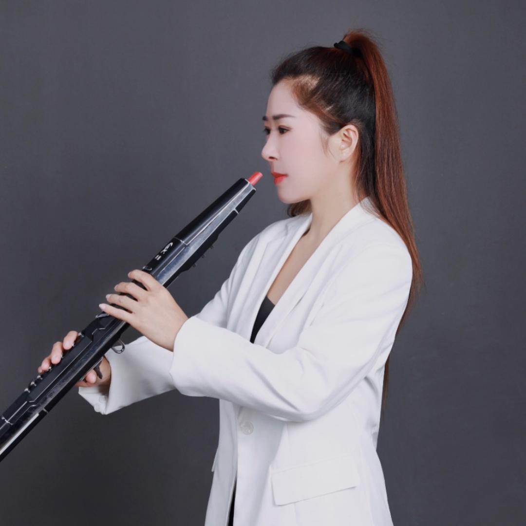 丽丽电吹管