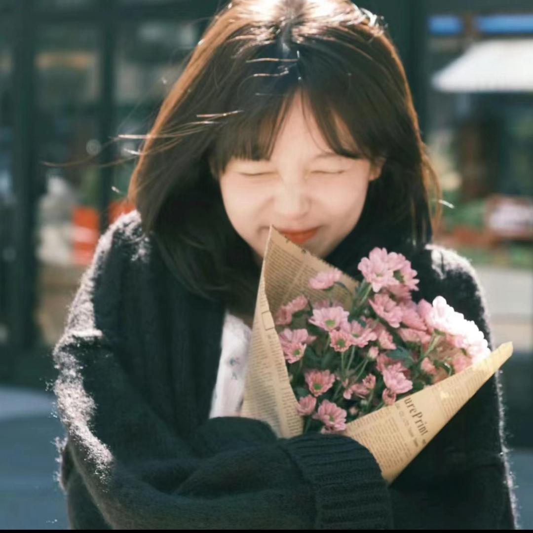 小西柚子🧡🧡