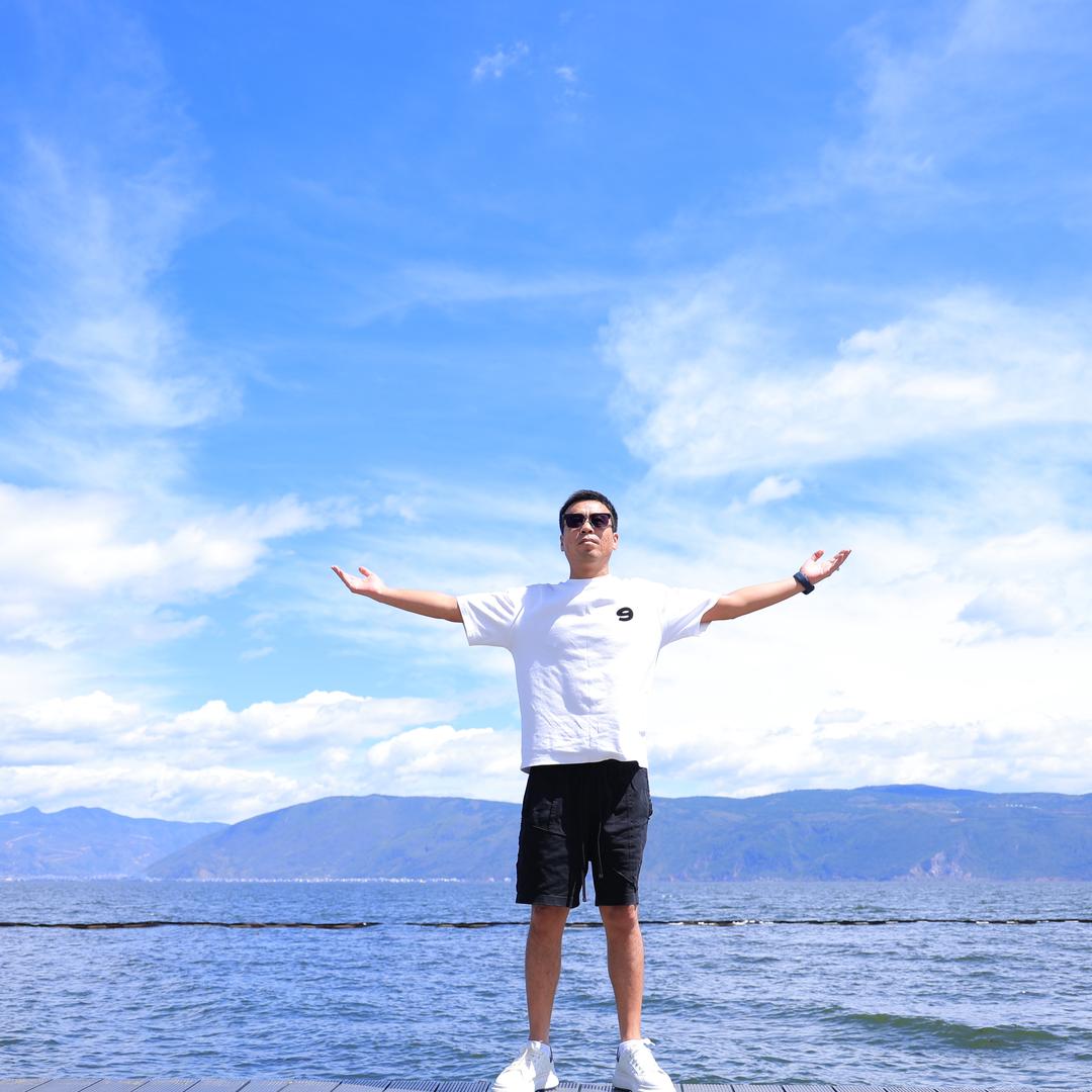 一个人的世界绚丽多彩