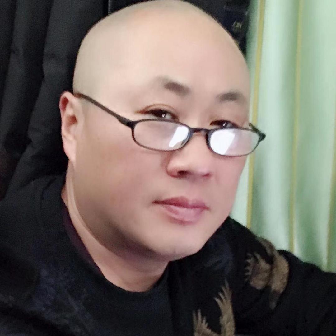 王国伟