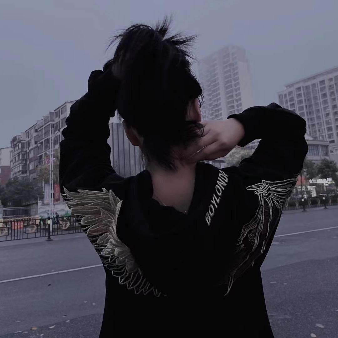 @樱樱吖💜