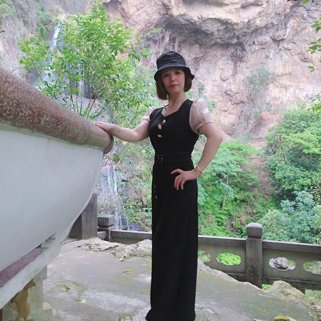 用户1928357468617温州温柔女