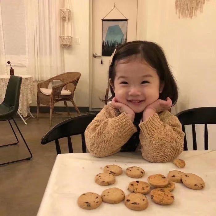 爽妹吃吃吃