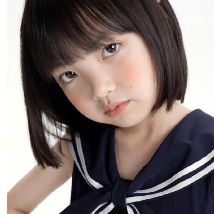 小小萱^