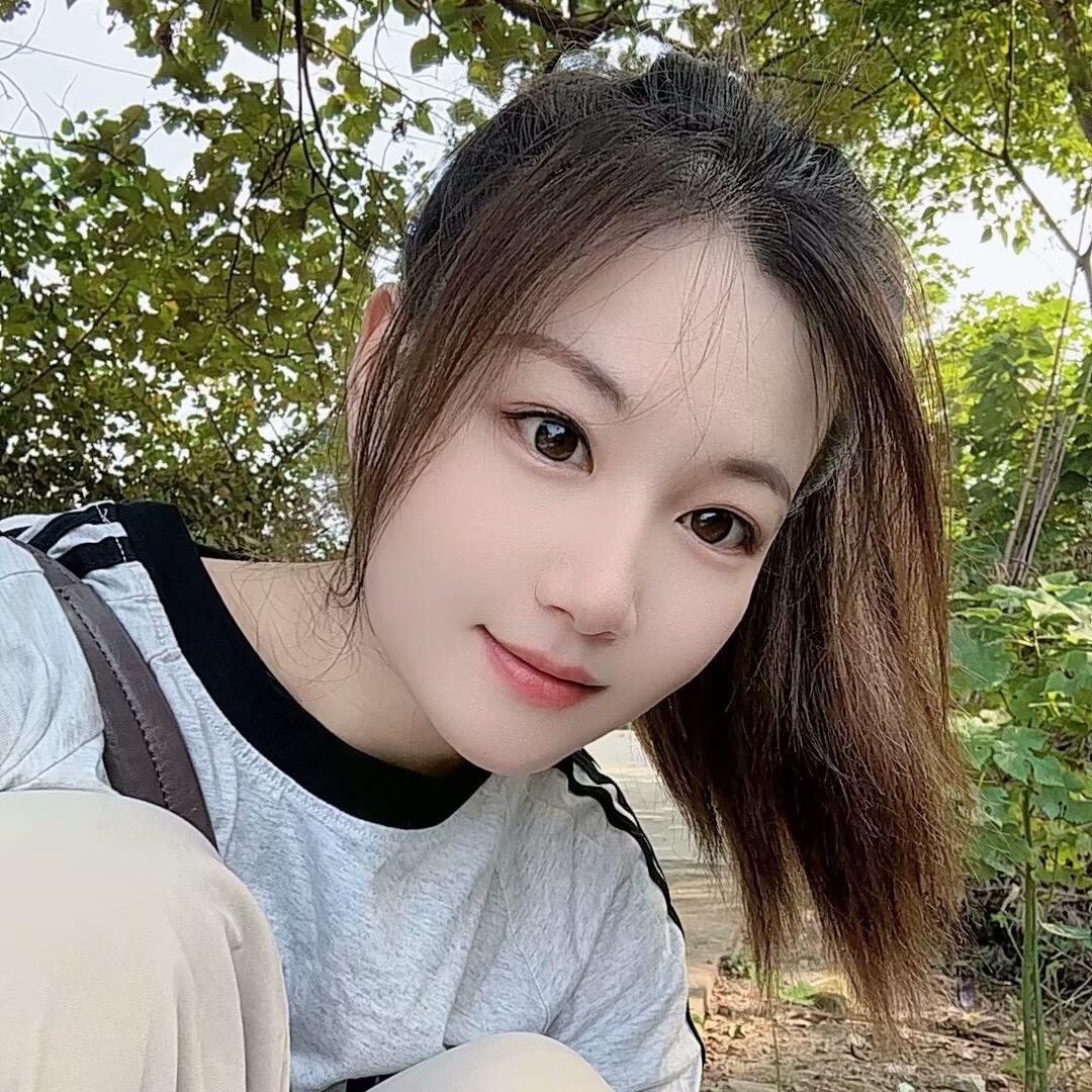 小霞霞