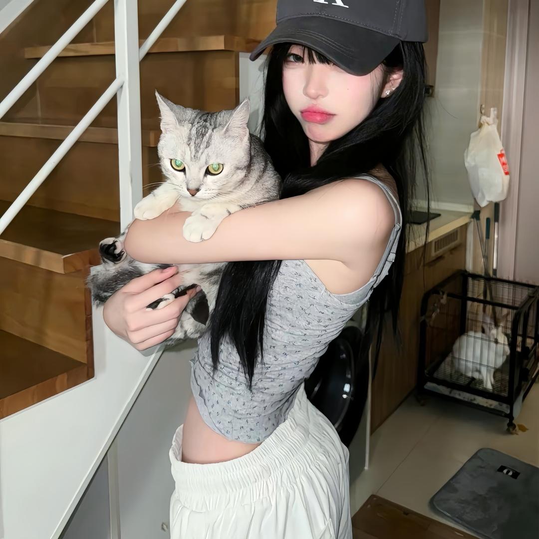 Y.·