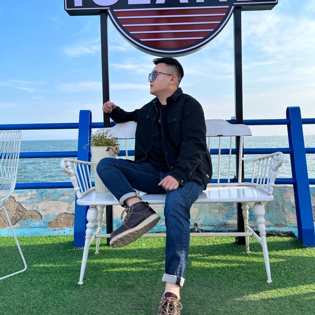 李龙虾的老哥马大哈