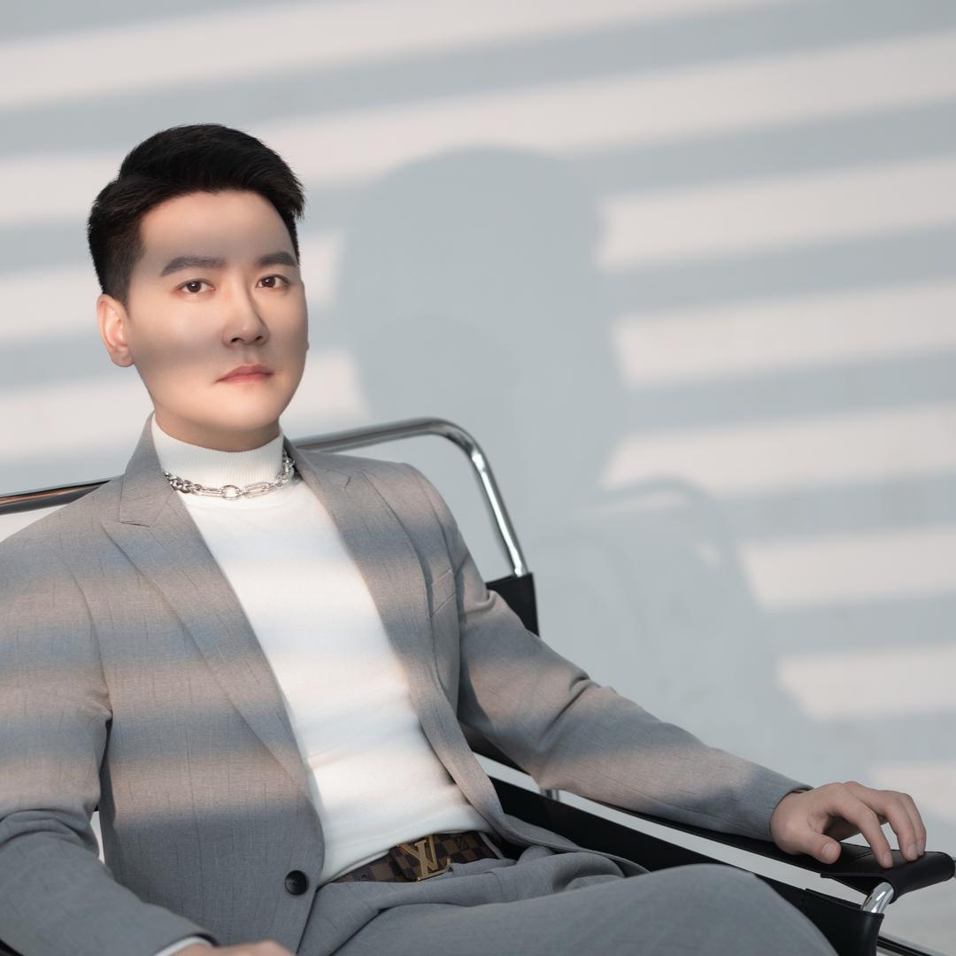 小亿哥