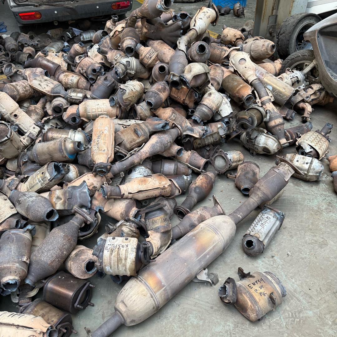 专业回收三元催化