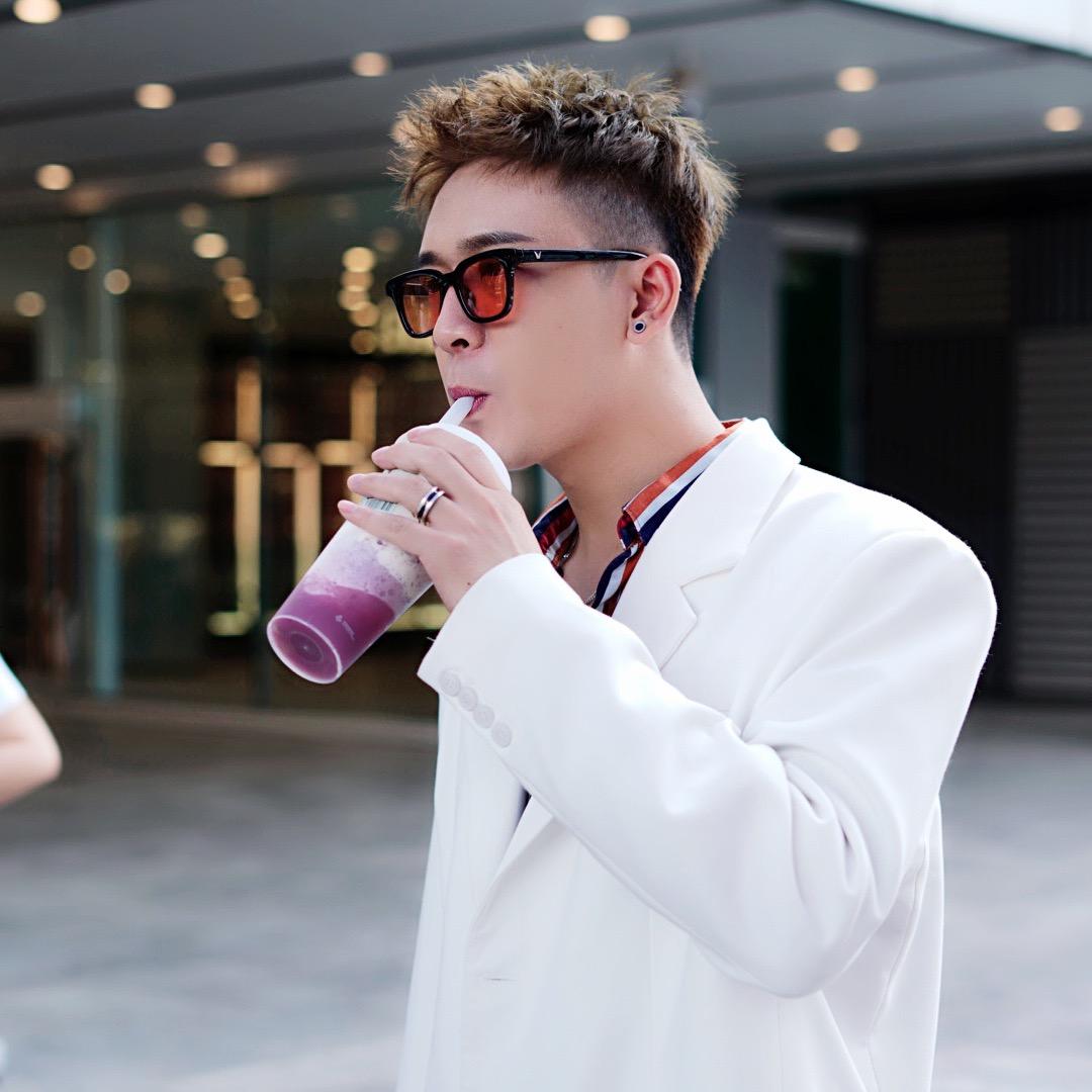 宝哥哥-三亚定制游@抖音