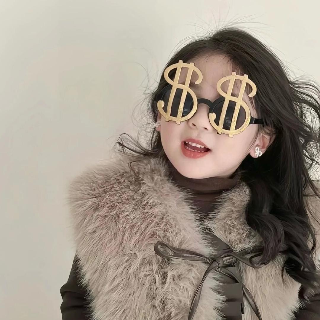 💞᭄ཽ࿆爱财 悦已꧔ꦿ᭄❀ ͜҉: