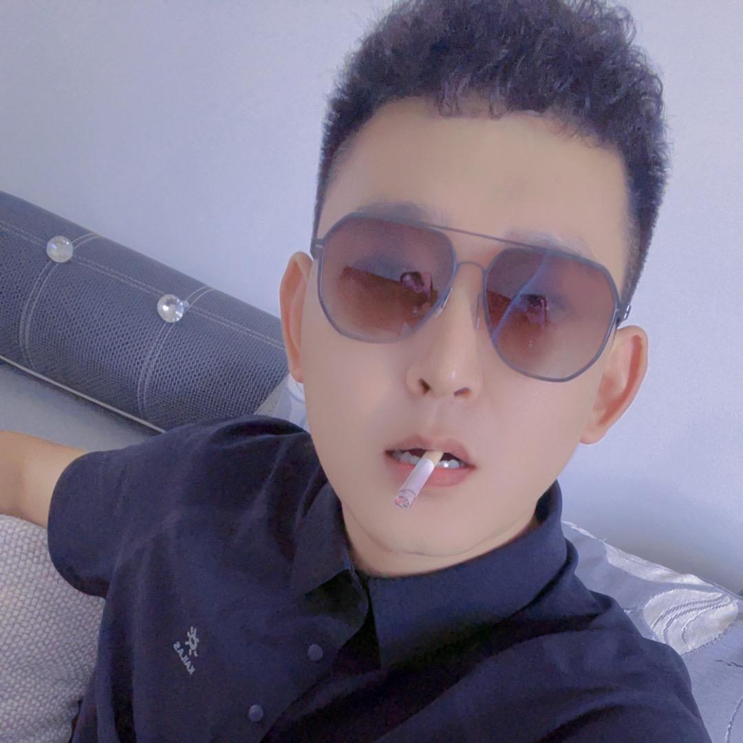大表哥¥